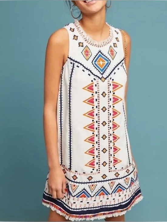 Anthropologie Dresses & Skirts - Anthropologie embroidered Akemi + Kiln dress, size S
